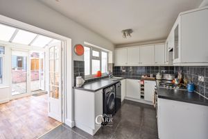 Kitchen-Diner- click for photo gallery